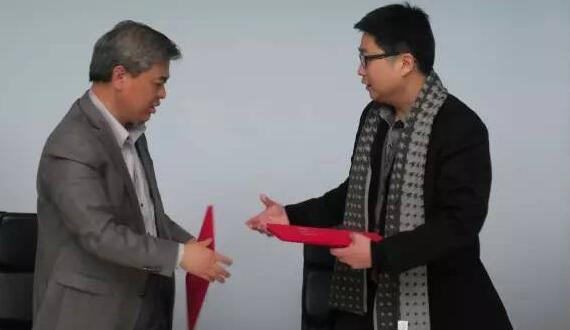 环亚集团组团学习体验无锡“拈花湾”，，，，，，，并与MAO签署战略相助，，，，，，，预示着环亚集团将在精品地产、工业地产、旅游地产等领域与MAO增强深度相助。。。。。。