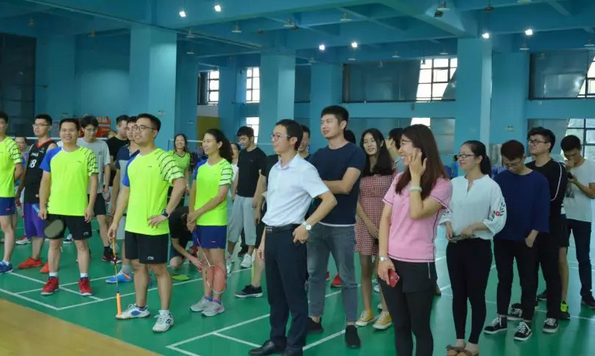 环亚集团2018羽毛球赛圆满举行