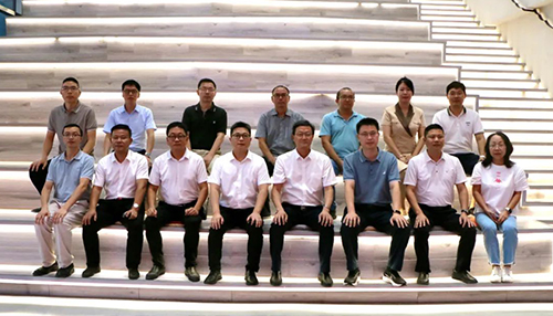 厦门市委墟落振兴办主任、市农业农村局局长邱武伟一行莅临环亚集团调研指导